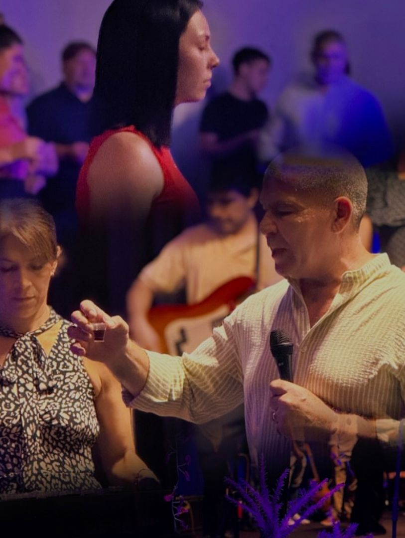 Jóvenes del ministerio en comunión